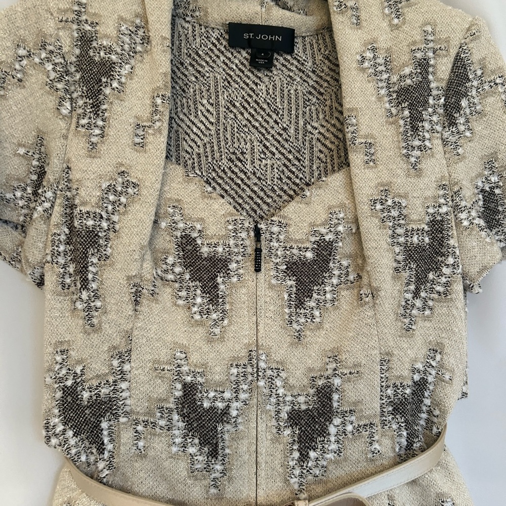 ST. JOHN “ STUNNING “ TWO PIECE EVENING WEAR 4  Worn twice Excellent Condition - Picture 13 of 13